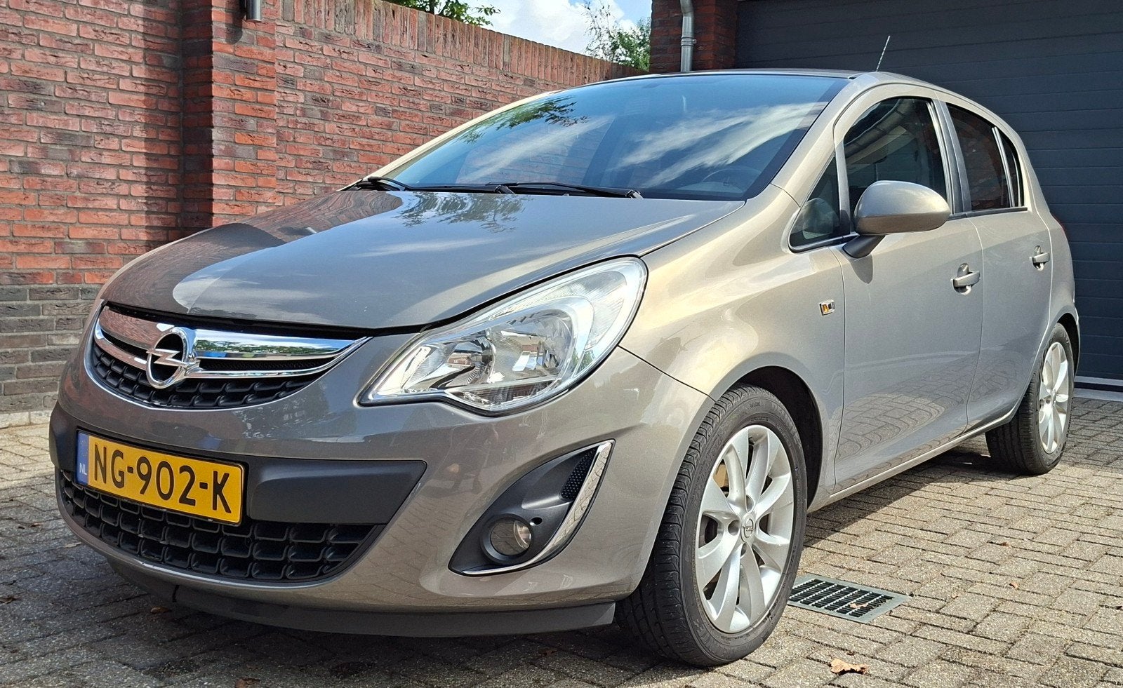 Opel Corsa 1.2 16V 5 Deurs 2011, Voorwielaandrijving, Euro 5, Stof, Zwart