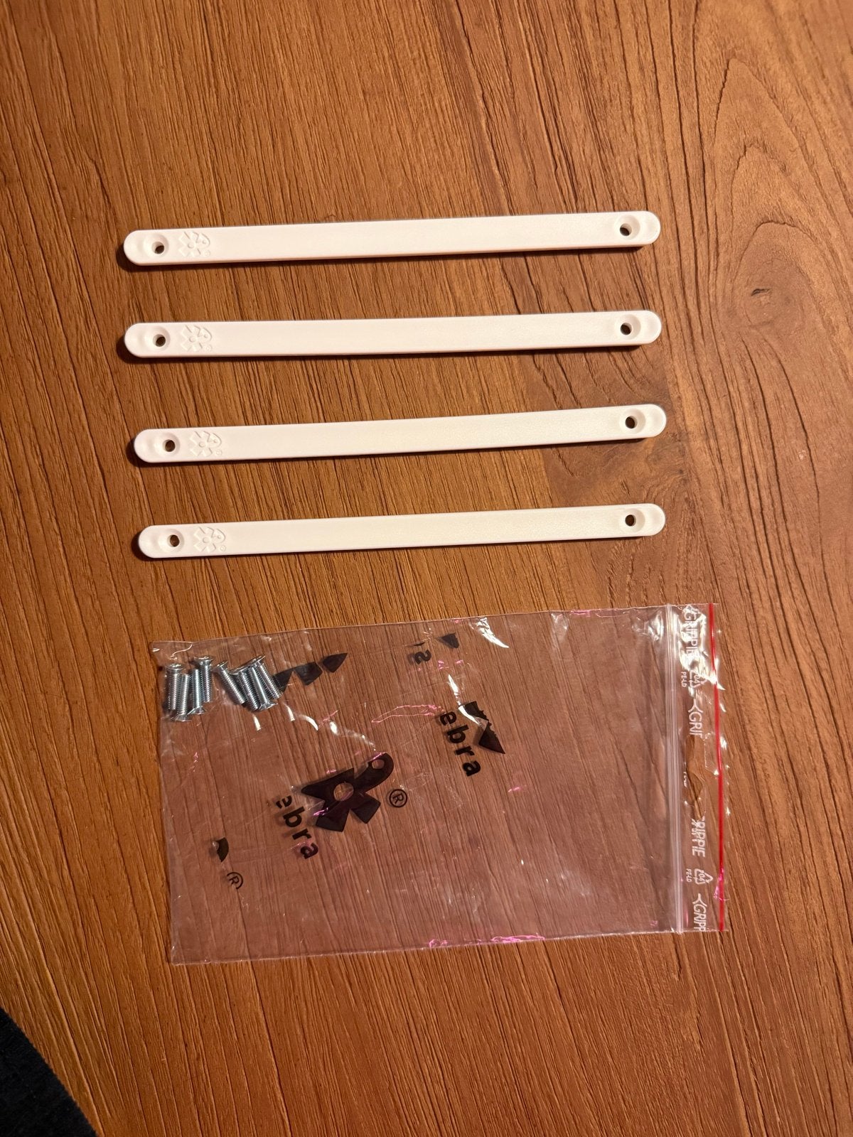Sebra rails en schroeven voor Baby & Jr. bed (nieuw), Ophalen of Verzenden, Nieuw