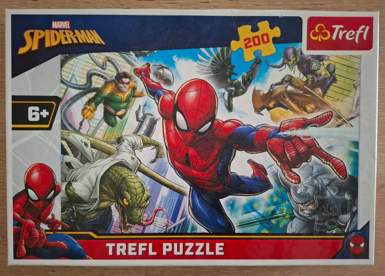 Spider-Man Trefl Puzzel 200 stukjes, Ophalen of Verzenden, Meer dan 50 stukjes, Zo goed als nieuw, 6 jaar of ouder