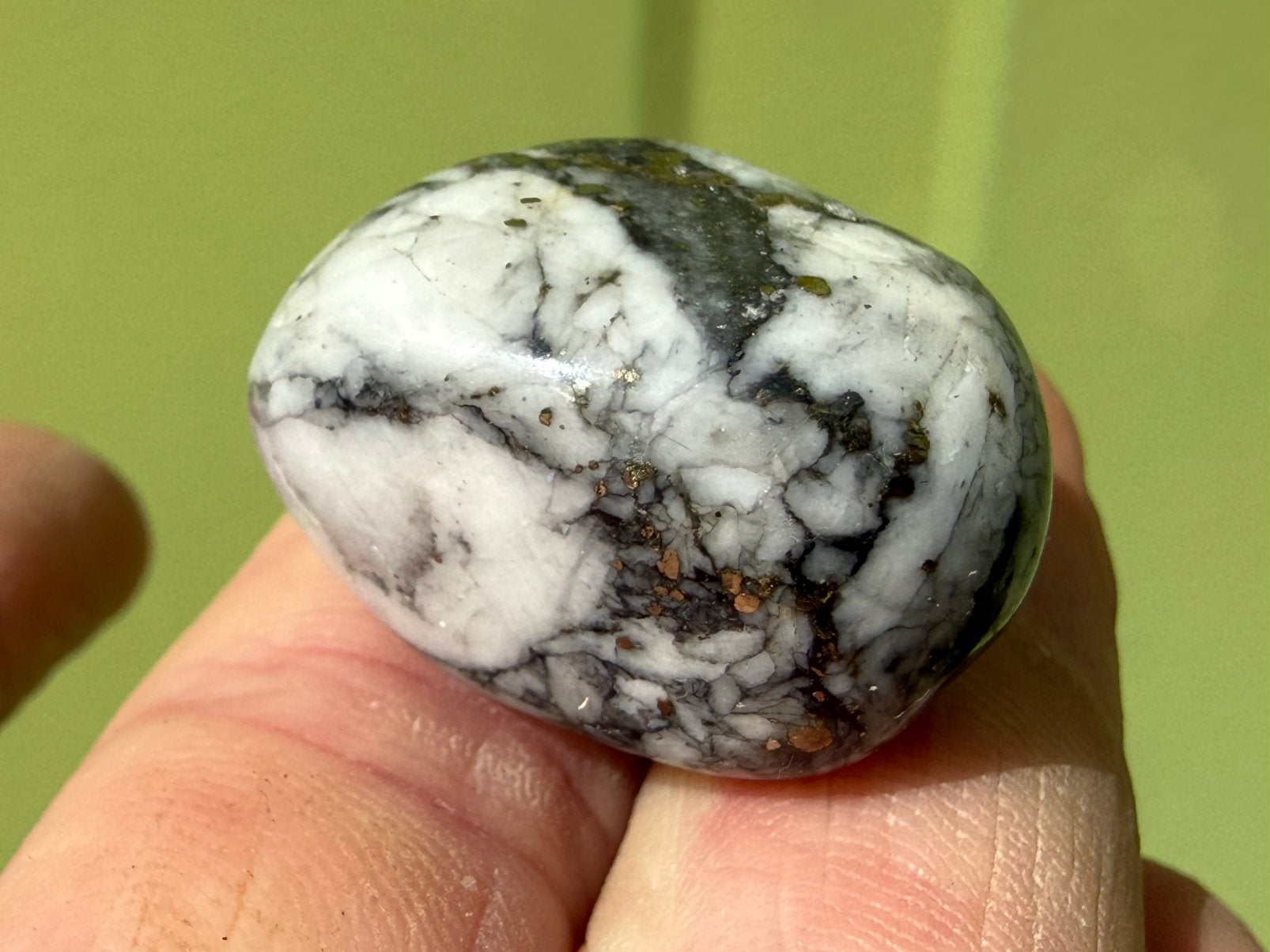 Pyriet in Magnesiet broekzaksteen mineralen, Ophalen of Verzenden, Mineraal