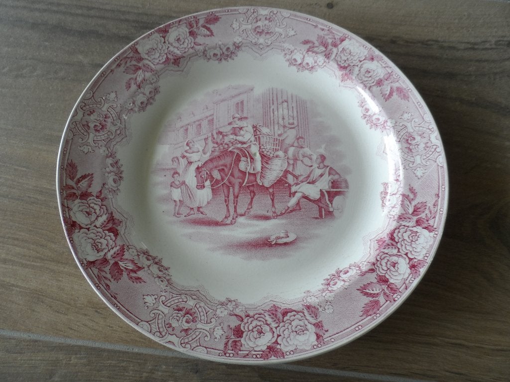 Antiek bord P.Regout Maastricht., Antiek en Kunst, Antiek | Servies los, Ophalen of Verzenden