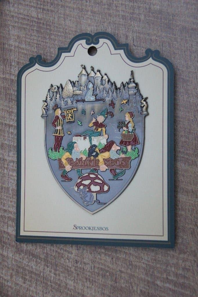 efteling pin  sprookjesbos  jumbo pin, Ophalen of Verzenden, Zo goed als nieuw, Button of Speldje