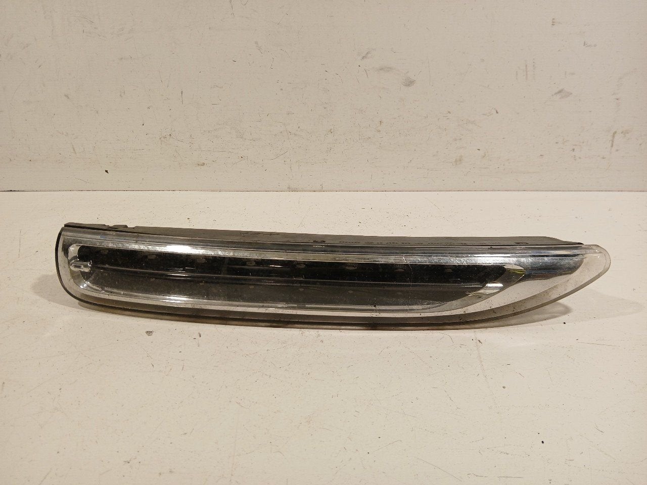 Daglichtrijverlichting rechts voor Porsche Cayenne, Onderdelen@venauto.nl, Van der Ven Autorecycling B.V., Gebruikt, Ettenseweg 76, 4706 PB Roosendaal, The Netherlands