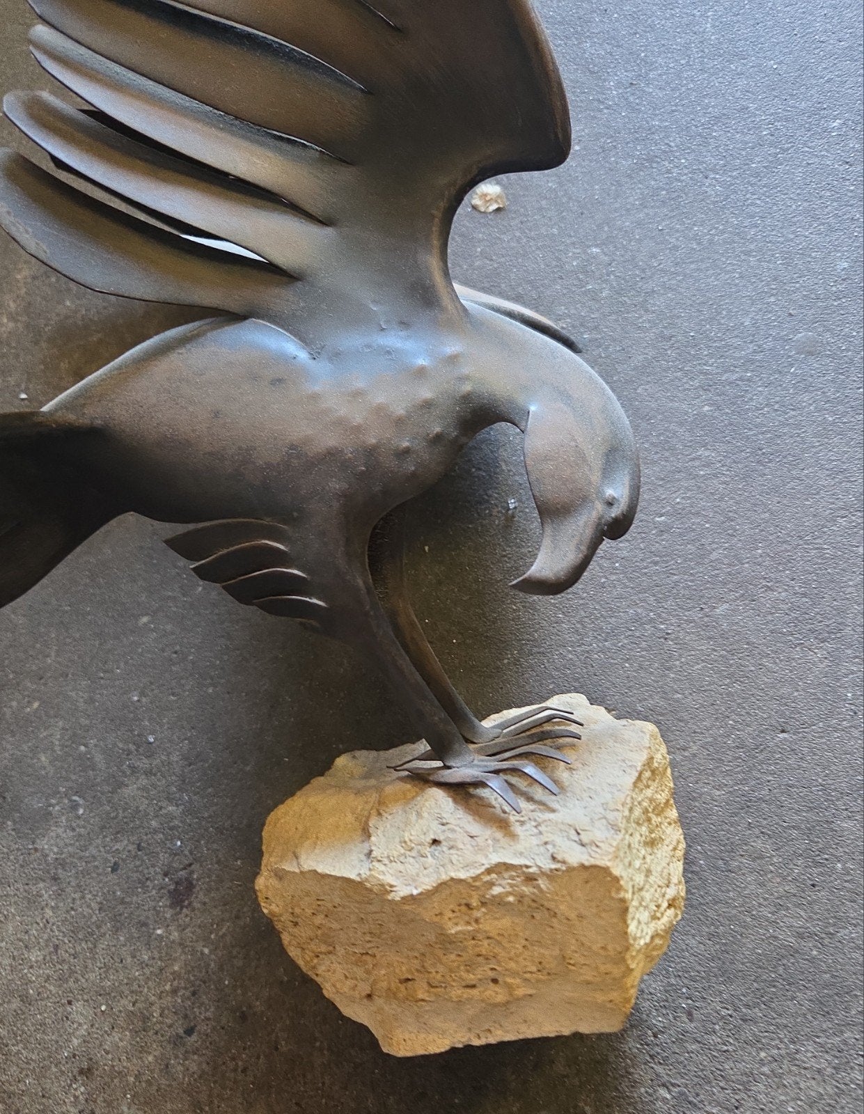 sculptuur roofvogel toegeschreven aan Jean-Pierre Hooft, Ophalen of Verzenden