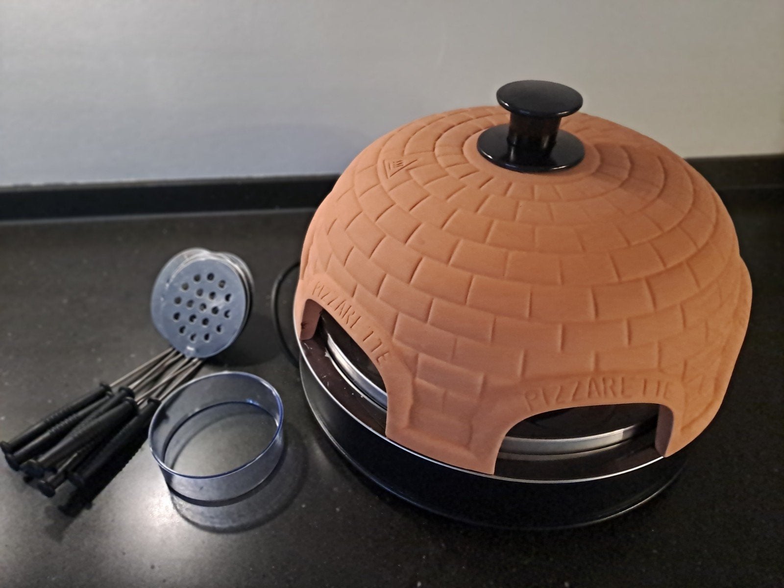 Te Koop: Pizzarette Emerio 6 pers, Witgoed en Apparatuur, Ophalen of Verzenden, Zo goed als nieuw, 4 t/m 7 personen