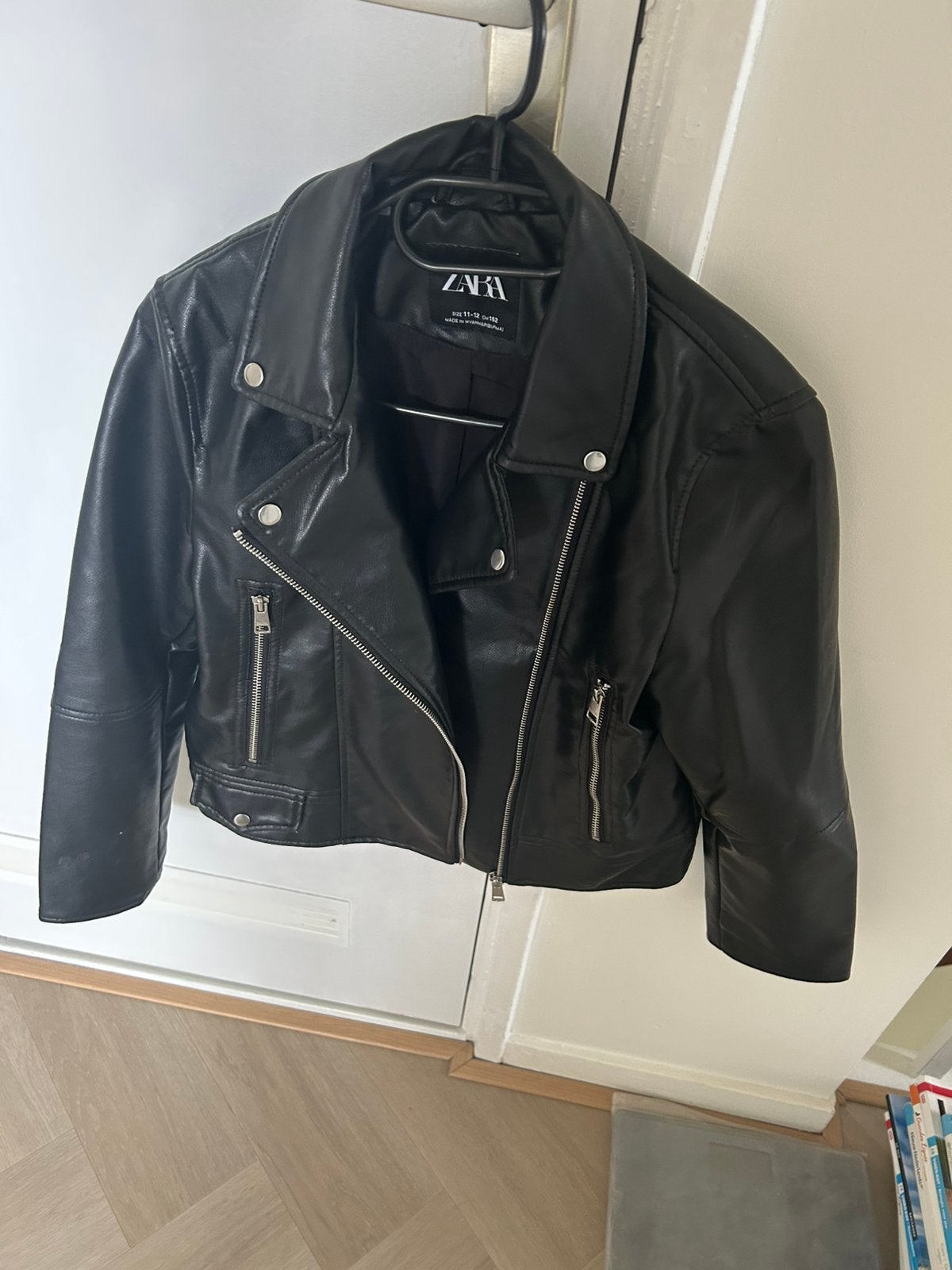 Zara lerenjas, Ophalen, Zo goed als nieuw, Maat 34 (XS) of kleiner, Zwart
