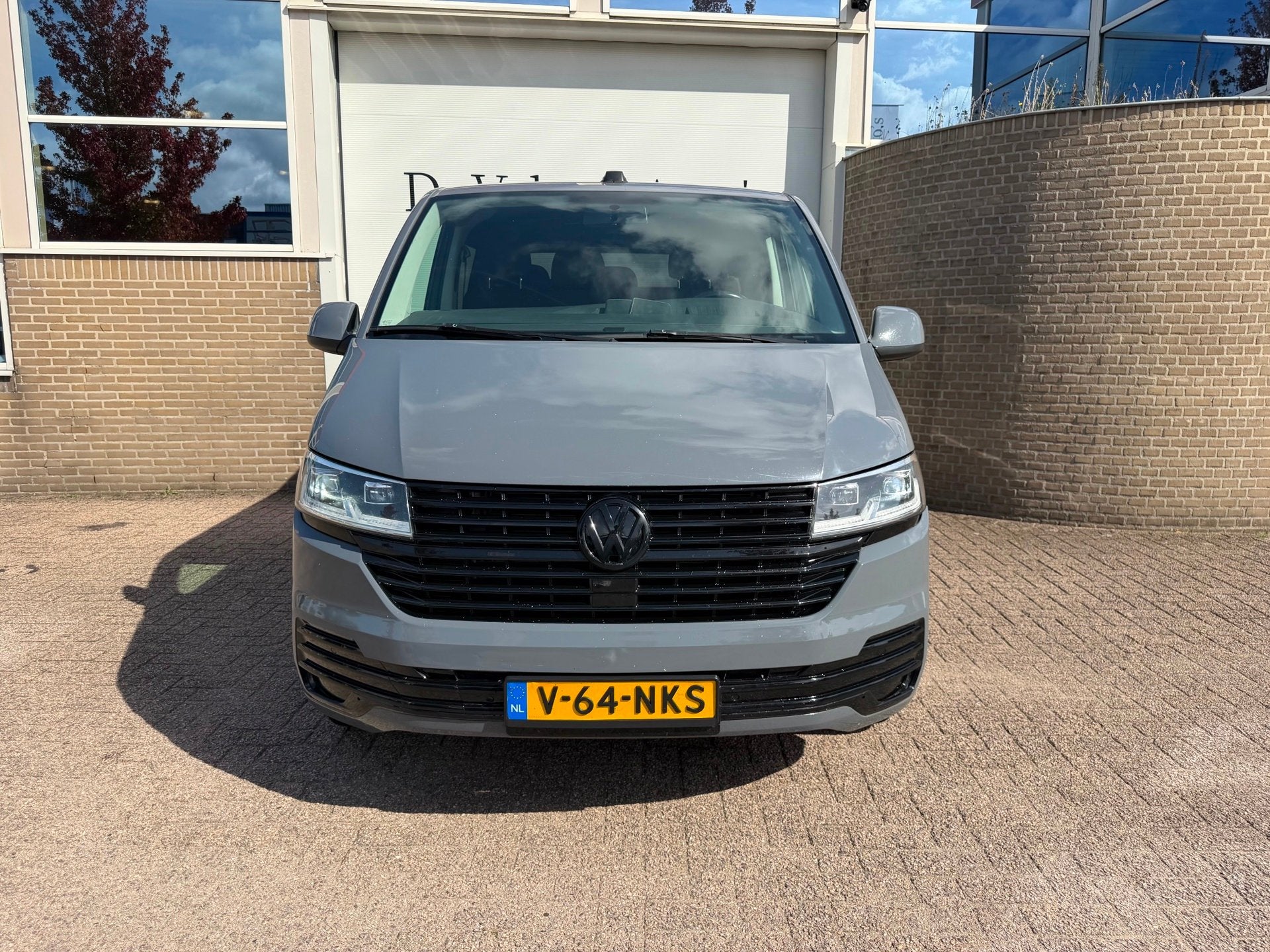 Volkswagen TRANSPORTER 2.0 TDI L1H1 28 Highline|6p|Trekhaak|, Dealer onderhouden, Stof, Gebruikt, Euro 6