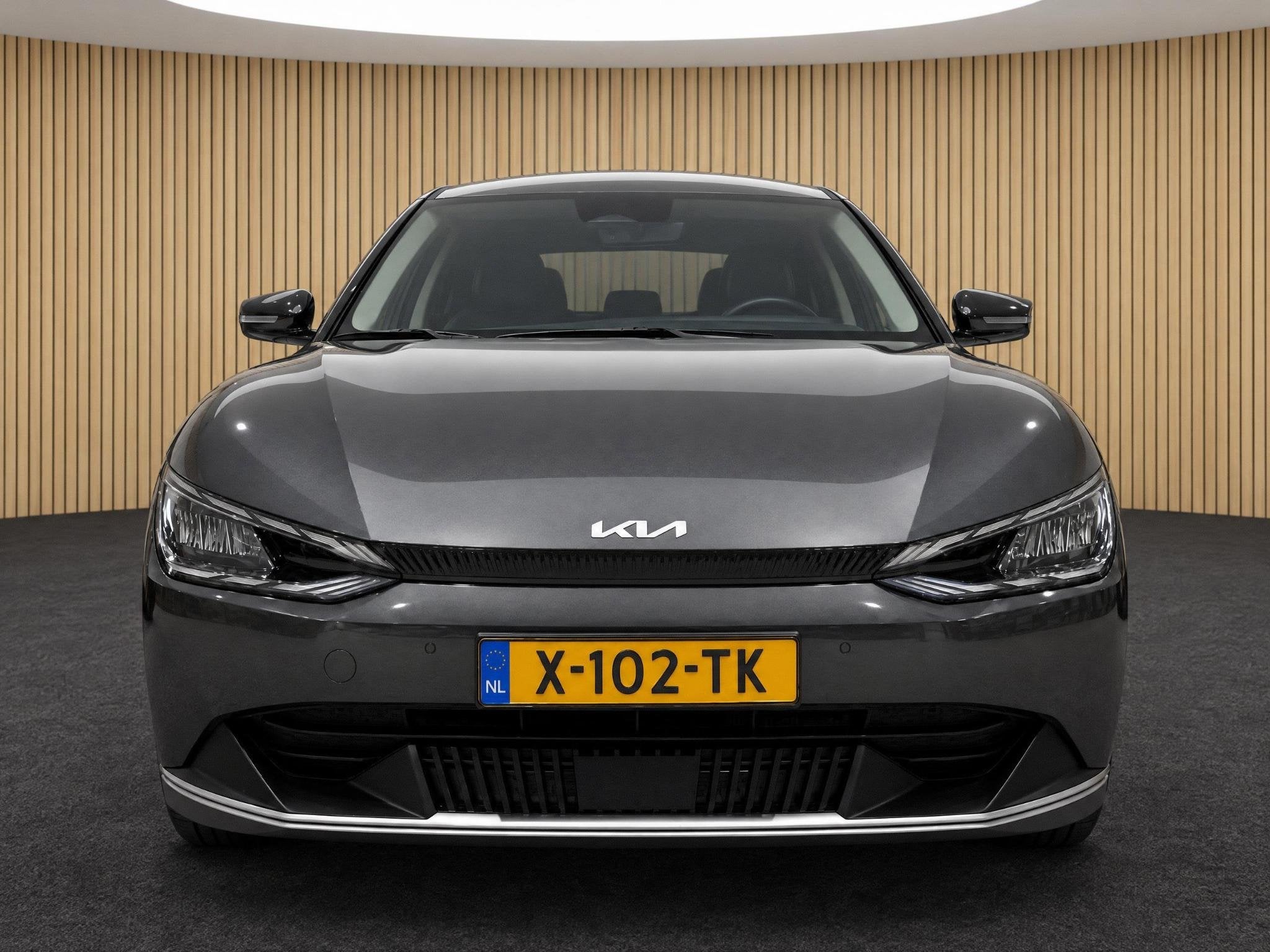 Kia EV6 Light Edition 58 kWh Dealer onderhouden | Stoel + st, Auto's, 12 maanden, Achterwielaandrijving, Gebruikt, 750 kg