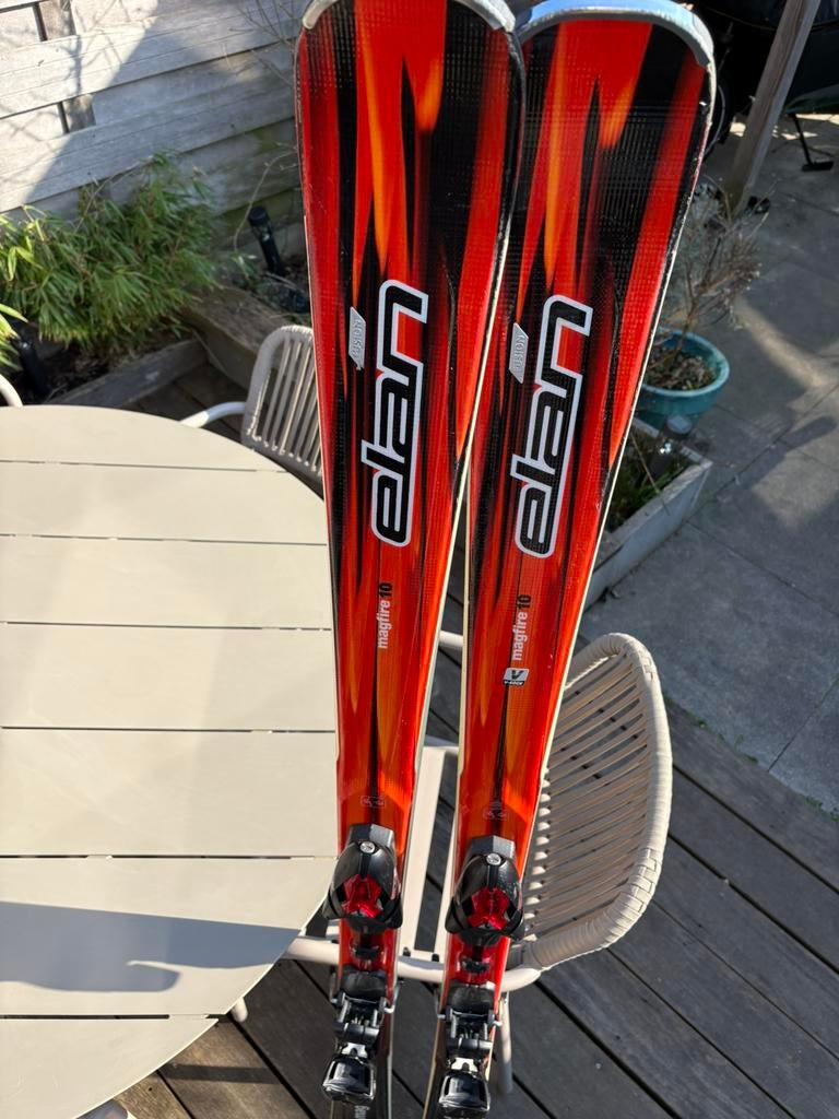 Elan Magfire 10 ski’s 176cm, 160 tot 180 cm, Gebruikt, Carve, Skiën