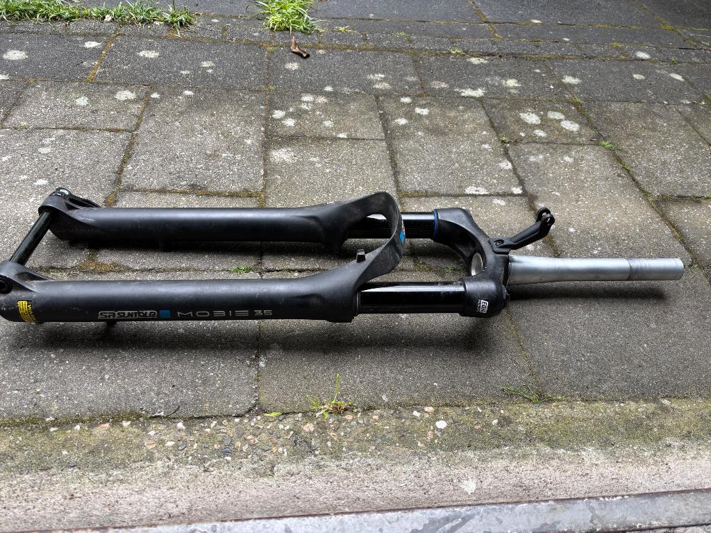 Verende voorvork Suntour Mobie 35, Ophalen, Zo goed als nieuw, Voorvork, Aluminium