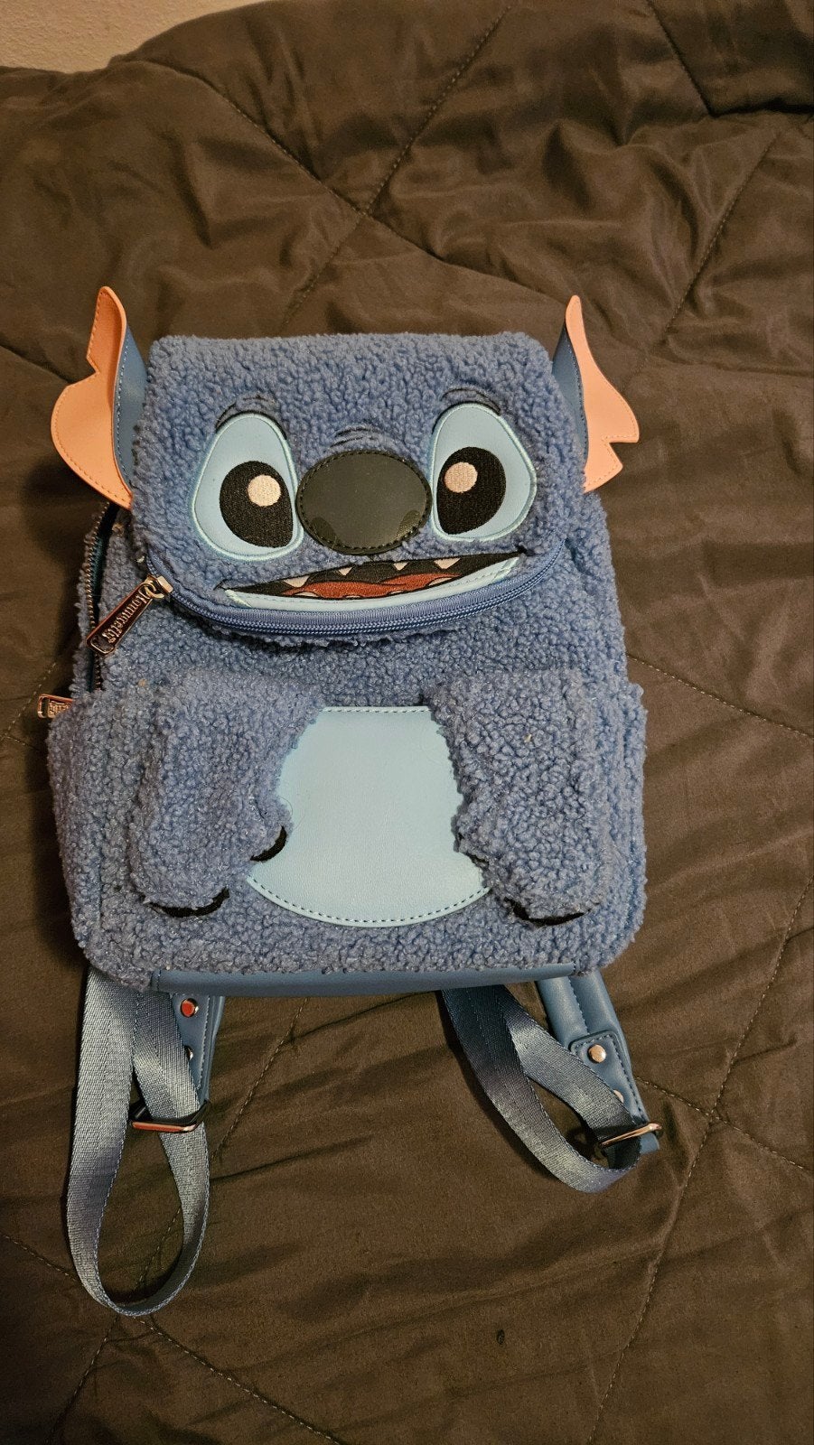 Stitch tas - Zo goed als nieuw, Sieraden, Tassen en Uiterlijk, Tassen | Rugtassen, Minder dan 30 cm, Disney of Dora, Ophalen of Verzenden
