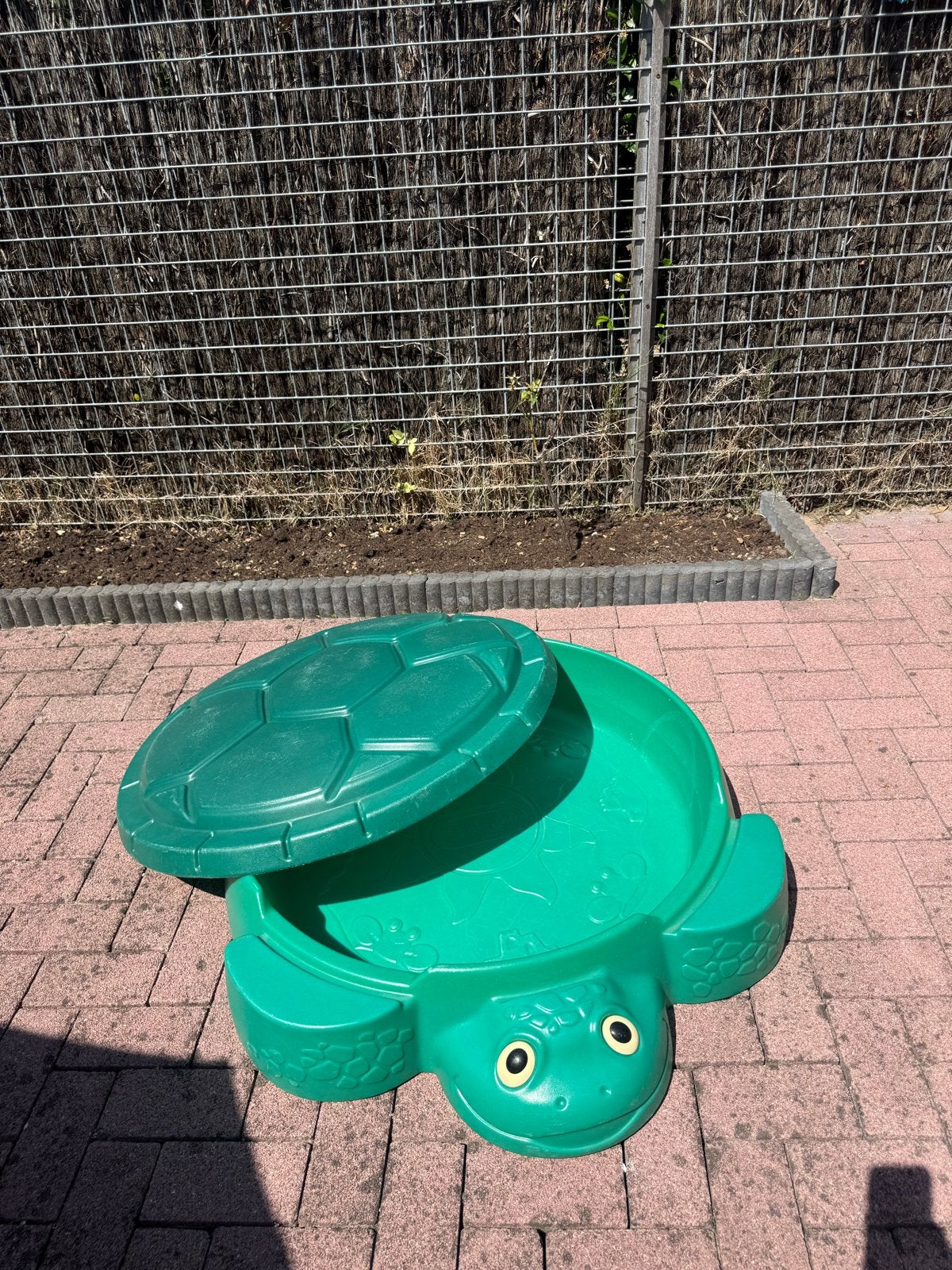Little tikes Groene Schildpad Zandbak met Deksel, Ophalen, Gebruikt