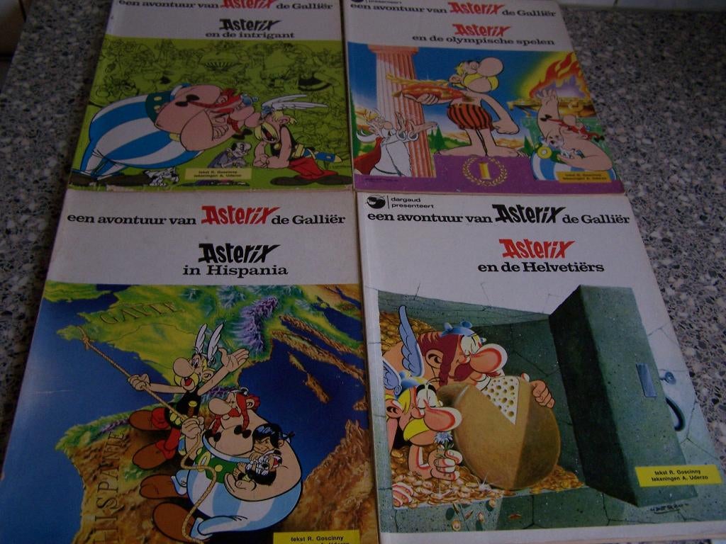 strips:asterix-(sc) -zie lijst, Boeken, Meerdere stripboeken, Ophalen of Verzenden, Gelezen