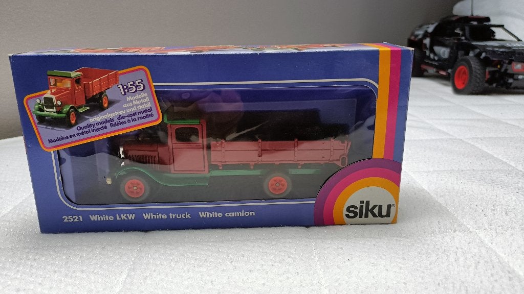 White Truck Siku 2521, Hobby en Vrije tijd, Ophalen, Nieuw, Auto