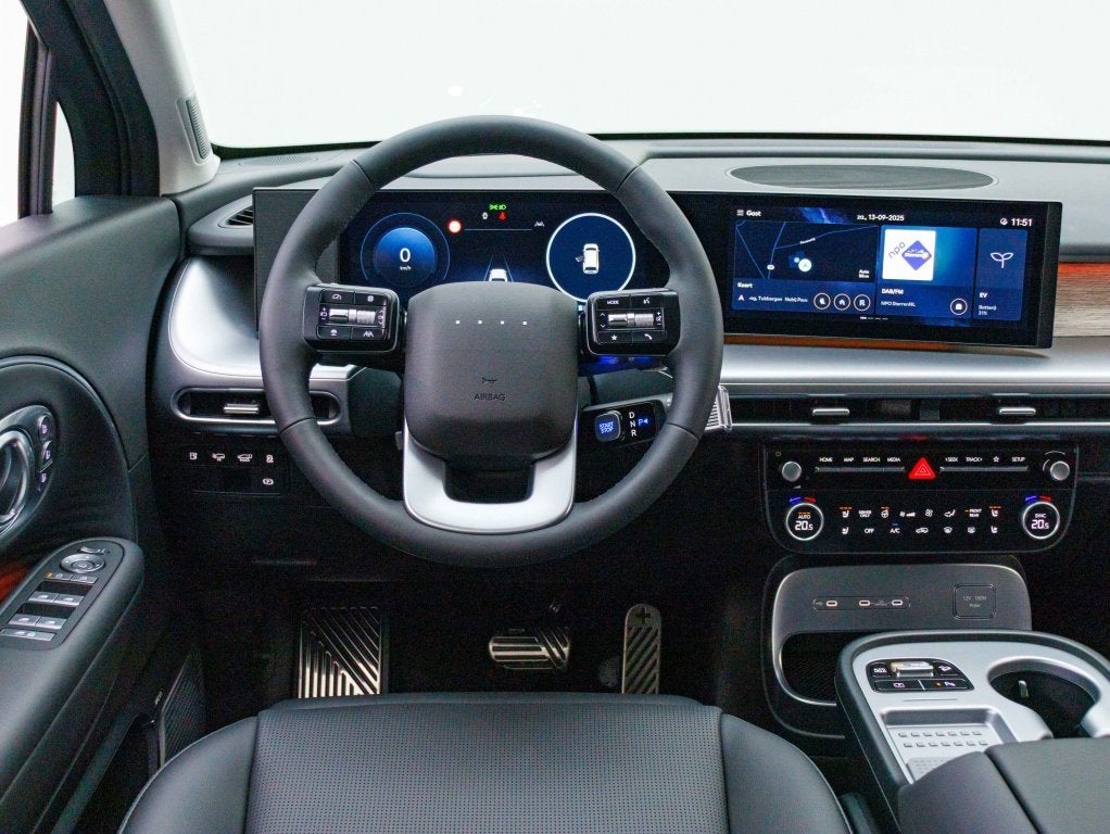 Hyundai IONIQ 9 Connect AWD 7persoons 110.3 kWh | Vehicle-to, Dealer onderhouden, 0 cilinders, Gebruikt, Zwart