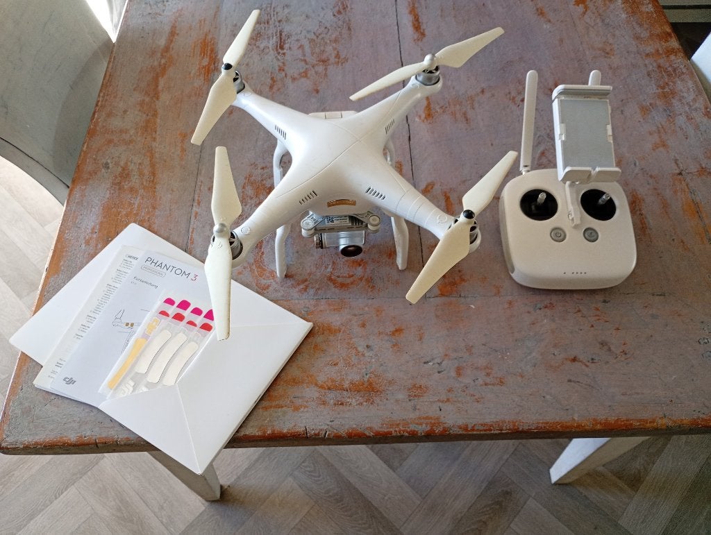 DJI Phantom 3 Pro 4K (batterij is aan vervanging toe), Ophalen, Gebruikt, Return to Home, 15 tot 30 minuten
