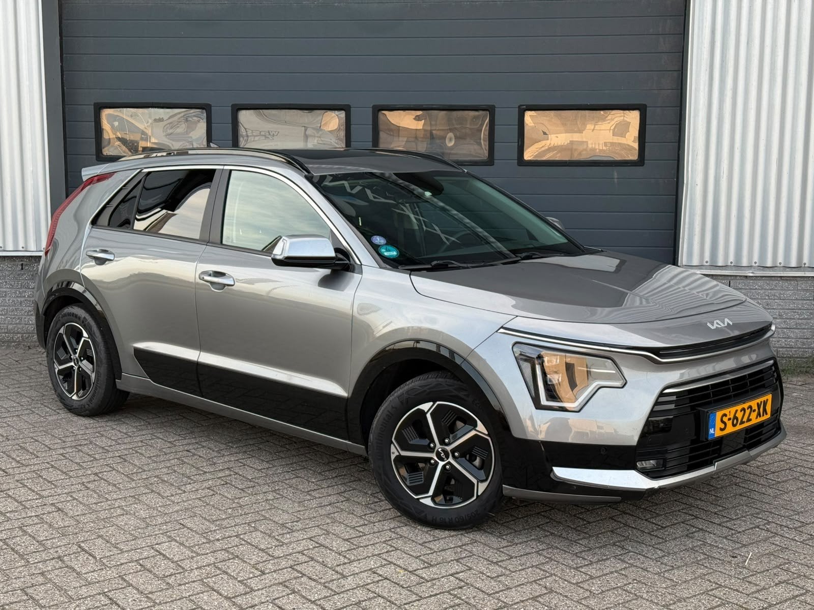 Kia Niro 1.6 141PK DCT6 DynamicPlusLine vol opties!, 1374 kg, Zwart, 1580 cc, 23 km/l