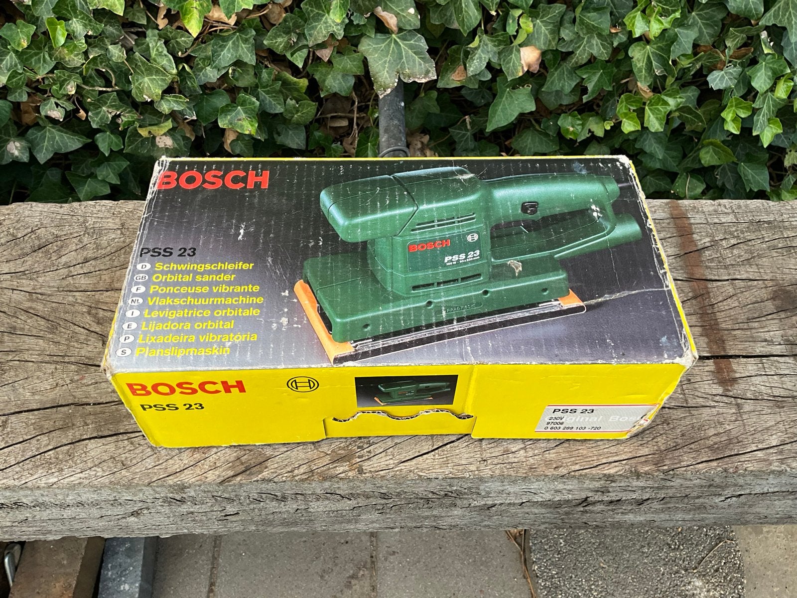 Bosch PSS 23 Vlakschuurmachine - Nagenoeg nieuw, Ophalen of Verzenden, Zo goed als nieuw, Minder dan 600 watt, Vlakschuurmachine
