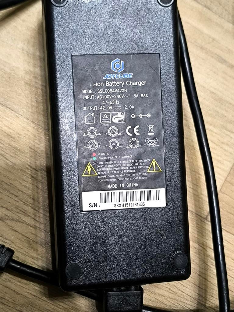 Joycube / Sans Li-ion e-bike oplader 42V 2A (4-pins), Ophalen of Verzenden