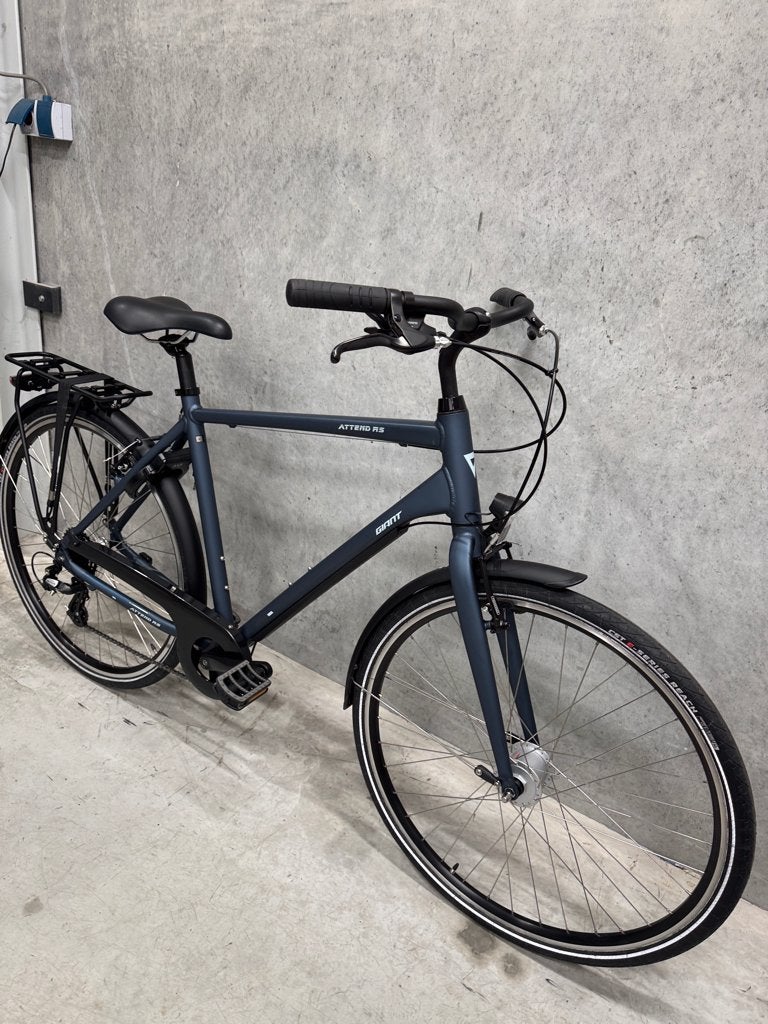 Giant Attend RS-3 herenfiets | zo goed als nieuw (3 maanden), Ophalen, Velgrem, ., Versnellingen