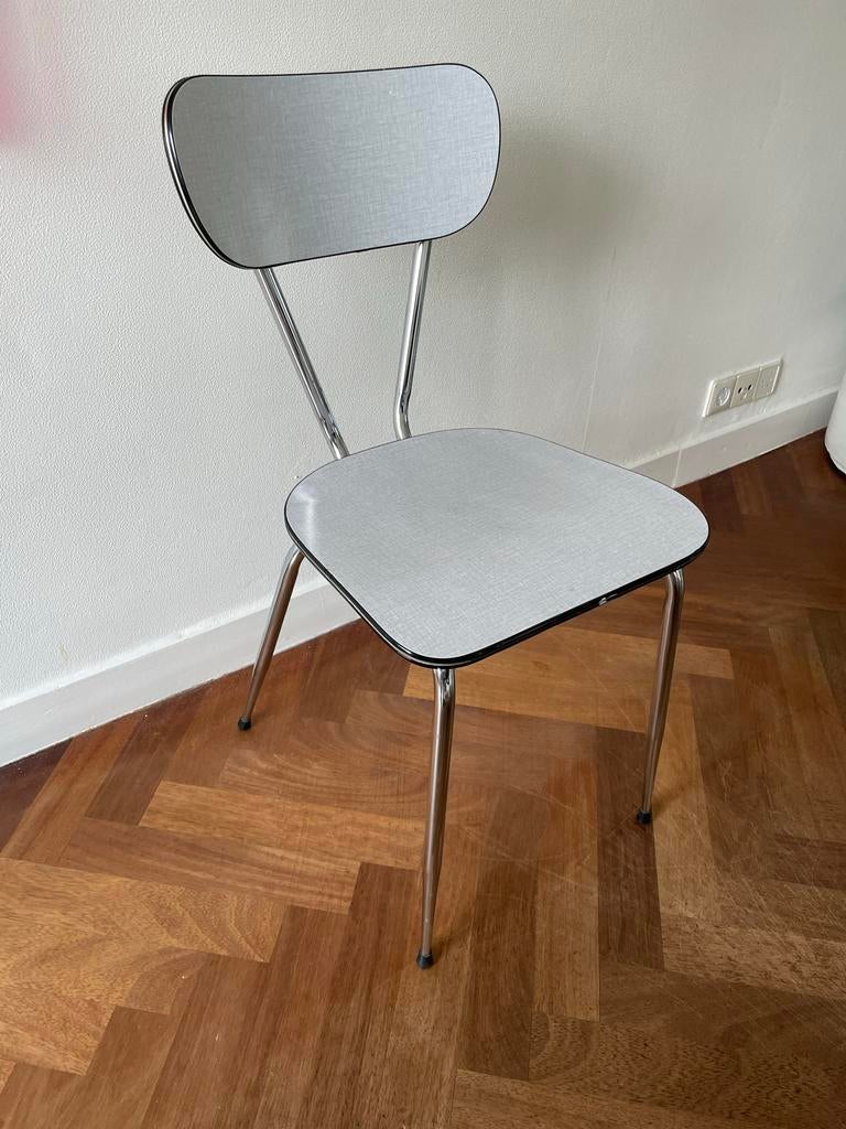 Vintage formica stoeltje - grijs met chroom onderstel, Huis en Inrichting, Stoelen, Ophalen, Gebruikt, Metaal, Eén