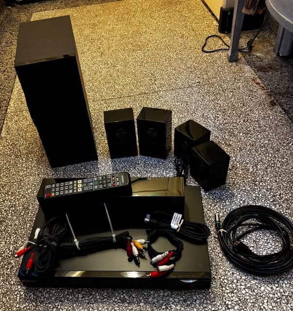 Complete Samsung 5.1 Home Cinema Set (HT-C Serie), Overige merken, 70 watt of meer, Ophalen of Verzenden, Zo goed als nieuw