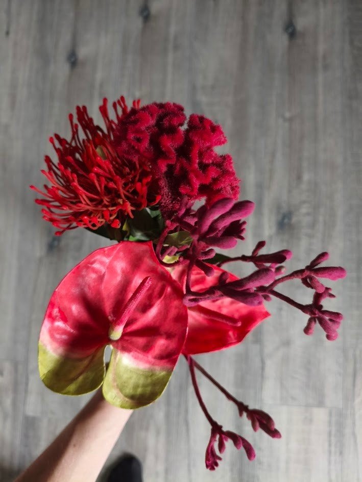 Kunstbloemen Intratuin boeket rood / dieproze en wit tinten, Ophalen of Verzenden, Zo goed als nieuw, Intratuin, Rood
