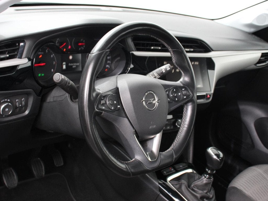 Opel Corsa 1.2 Edition Airco Navigatie Apple Carplay/Android, Voorwielaandrijving, Gebruikt, Euro 6, Origineel Nederlands
