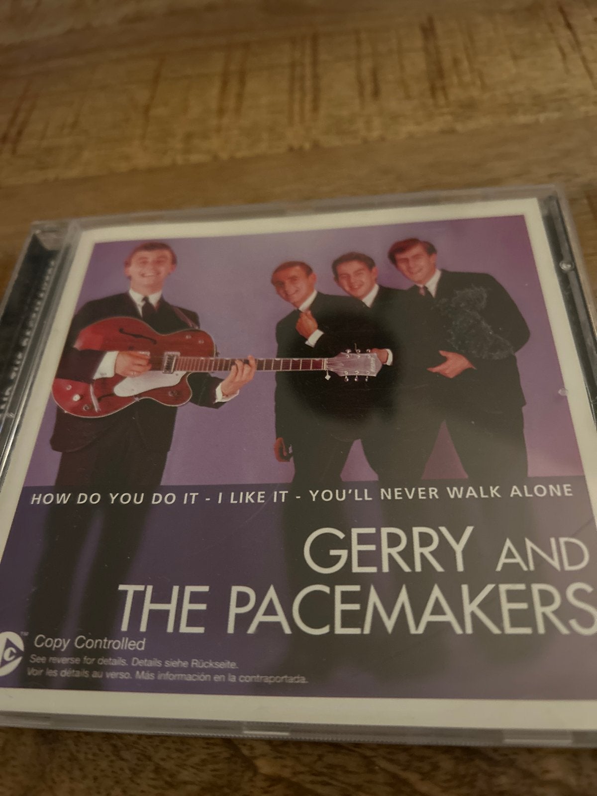 Gerry and The Pacemakers - The Essential CD, Pop, Ophalen of Verzenden, Zo goed als nieuw, Inclusief boekje