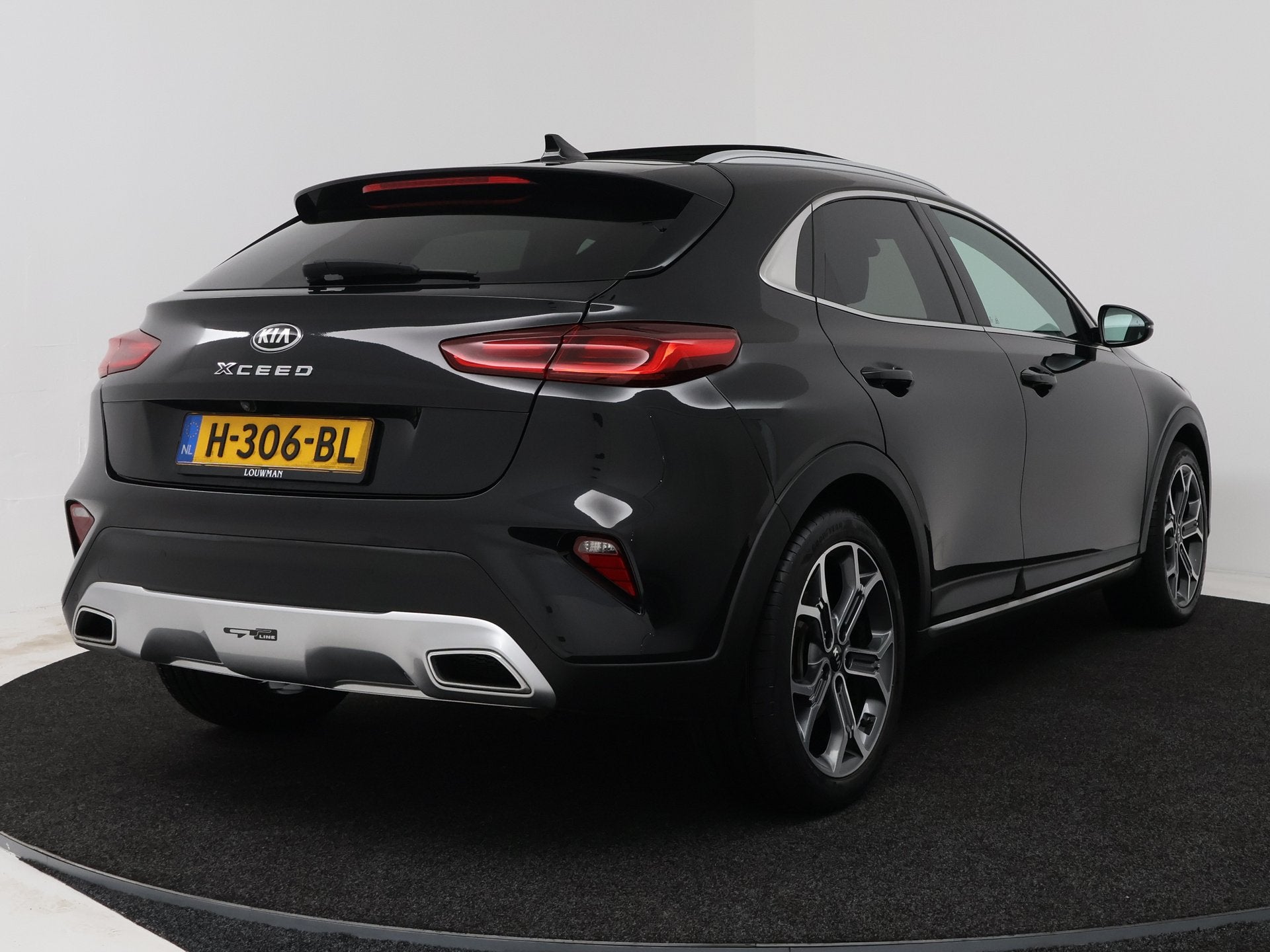 Kia Xceed 1.4 T-GDi ExecutiveLine | Panoramadak | JBL | Stoe, Auto's, Voorwielaandrijving, 4 cilinders, Zwart, Bedrijf