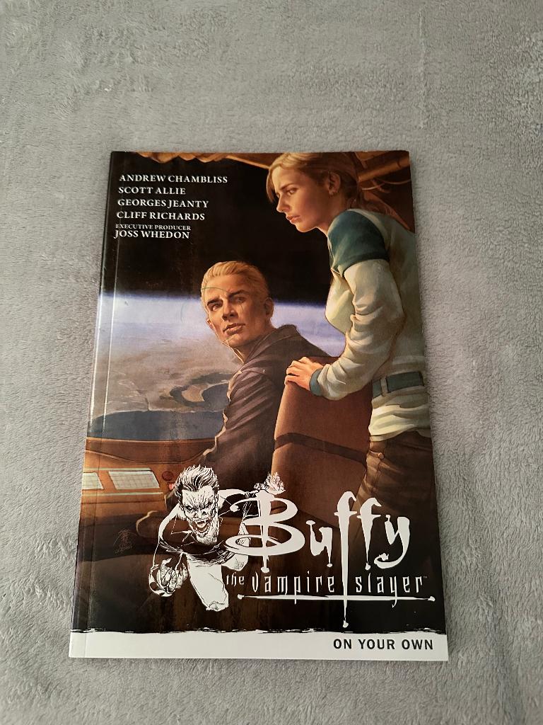 Buffy the Vampire Slayer Season 9 volume 2 On your own comic, Boeken, Strips | Comics, Meerdere comics, Ophalen of Verzenden, Zo goed als nieuw