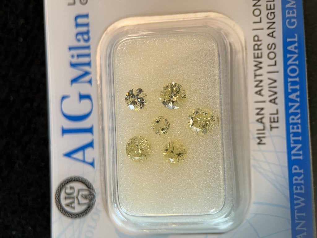 6 ronde brillianten 1.22 ct exc.to fair cut AIG (1384), Ophalen of Verzenden, Zo goed als nieuw