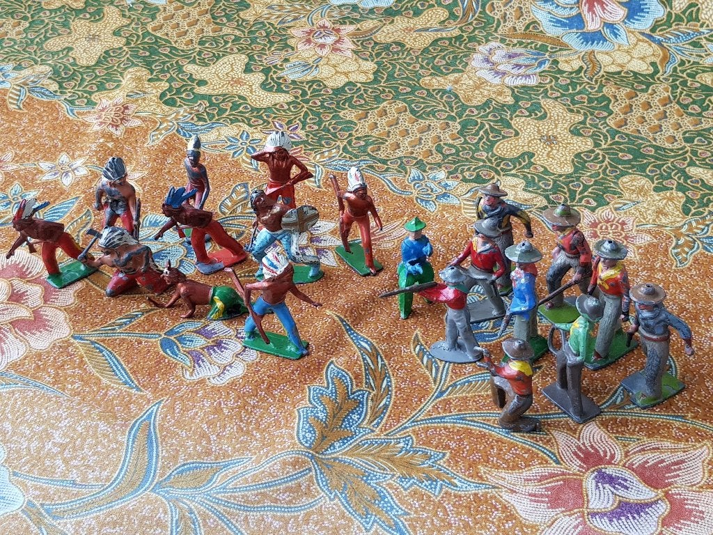 20 cowboys en Indianen mooi oud Engels speelgoed van tin., Antiek en Kunst, Antiek | Speelgoed, Ophalen of Verzenden