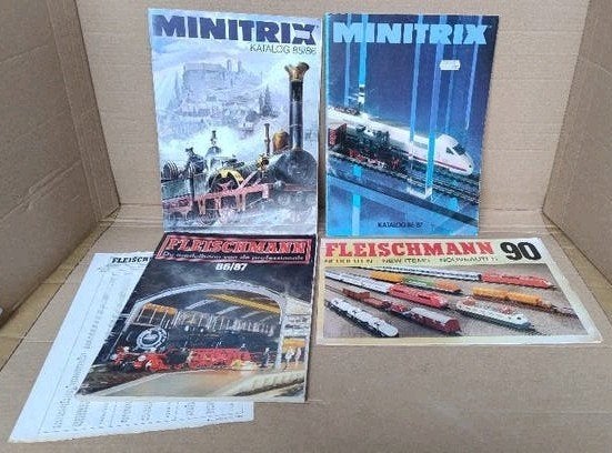 4 Trein catalogussen Minitrix 85/86/87, Fleischmann 86/87/90, Ophalen of Verzenden, Gebruikt, Treinset, Fleischmann