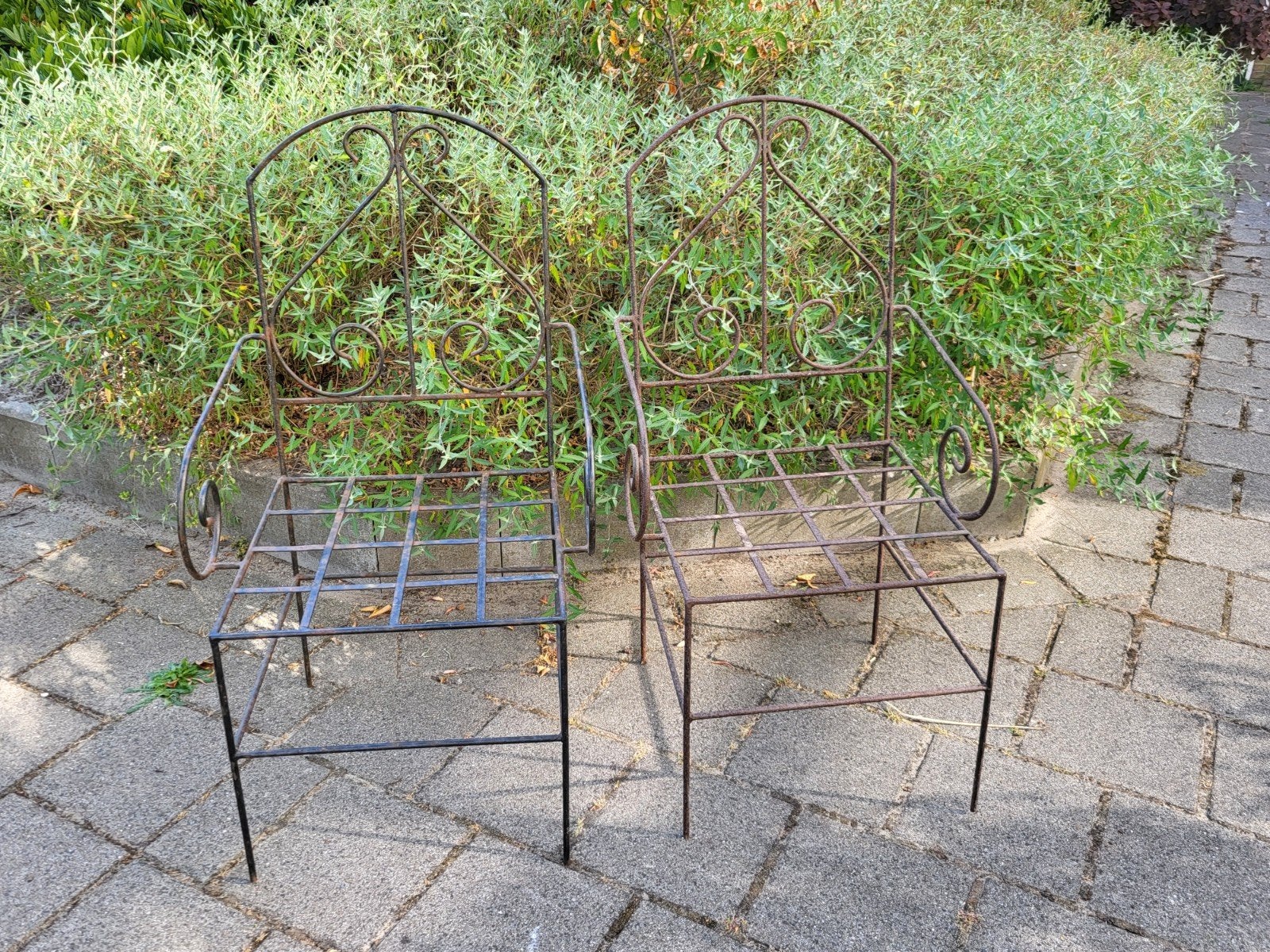 Set van 2 vintage gietijzeren tuinstoelen, Tuin en Terras, Tuinstoelen, Ophalen, Gebruikt, Metaal