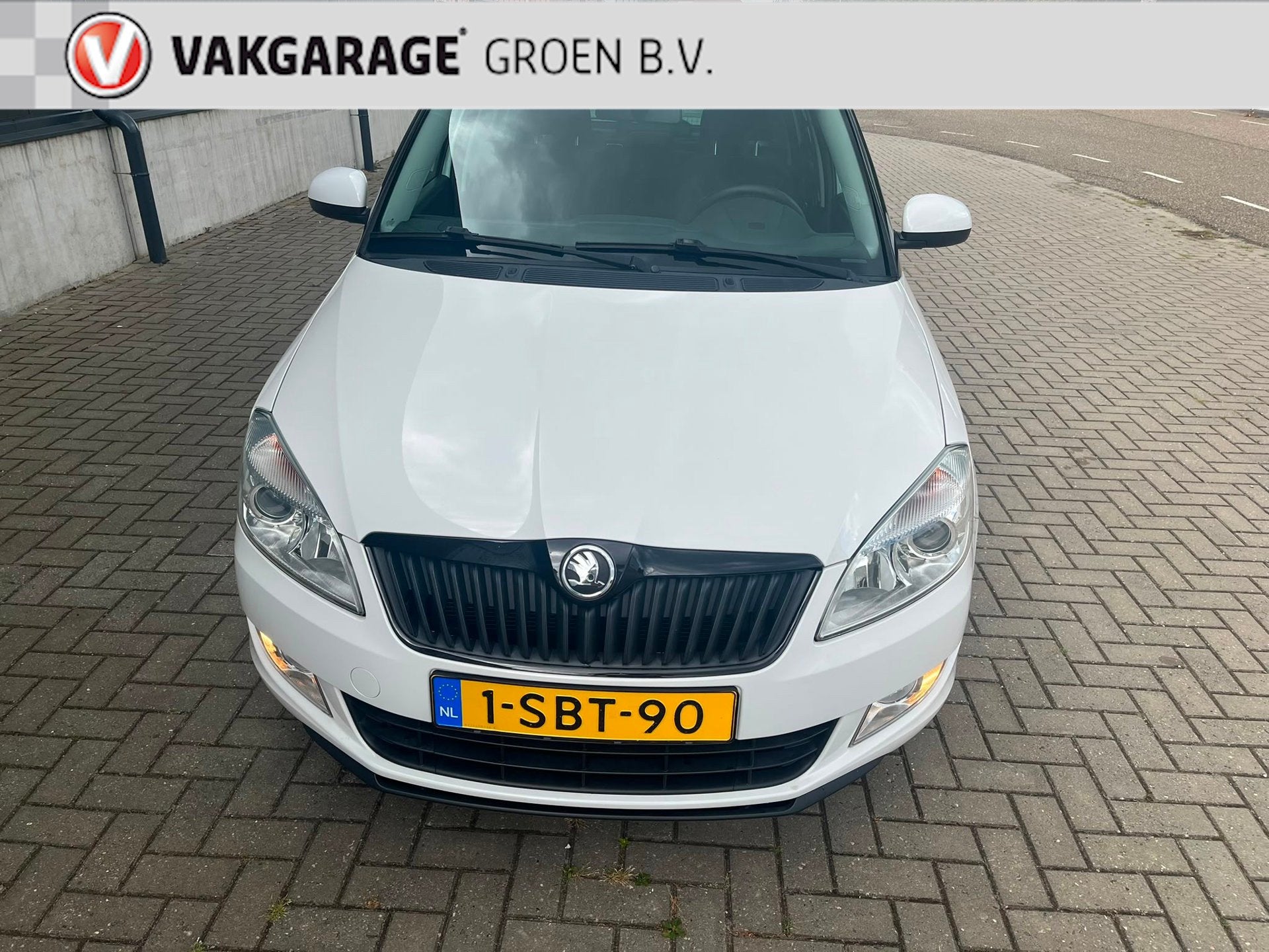 Skoda Fabia 1.2 TSI Fresh / clima / cruise / trekh / l.m. ve, Auto's, Voorwielaandrijving, Euro 5, Zwart, 4 cilinders