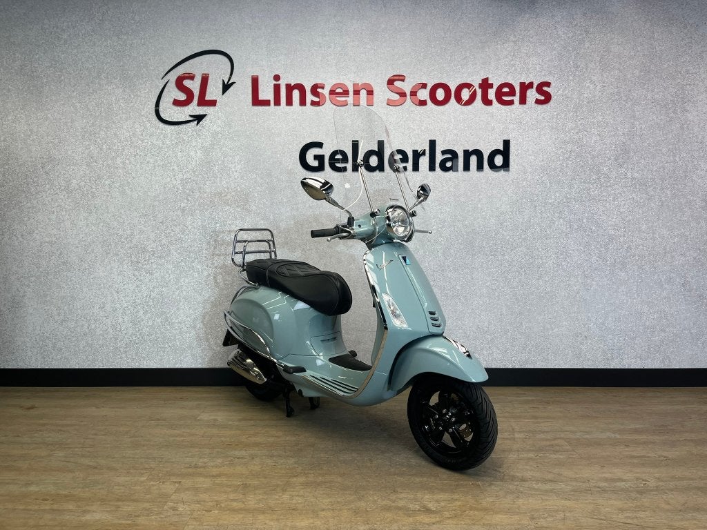 Vespa Primavera 25 km/h Custom Ice Blue, Overige modellen, Ophalen of Verzenden, Zo goed als nieuw, Benzine