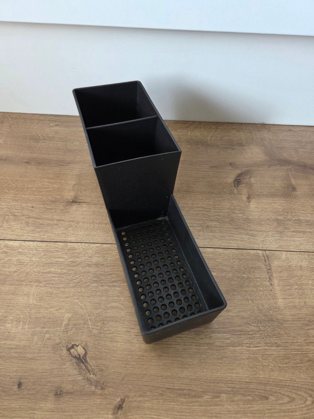 IKEA RINNIG Druiprekje - Prima staat, IKEA, Kunststof, Ophalen of Verzenden, Zwart