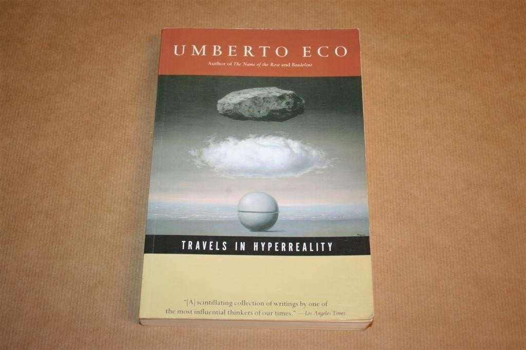 Travels in Hyperreality — Essays van Umberto Eco, 1986, Ophalen of Verzenden, Gelezen