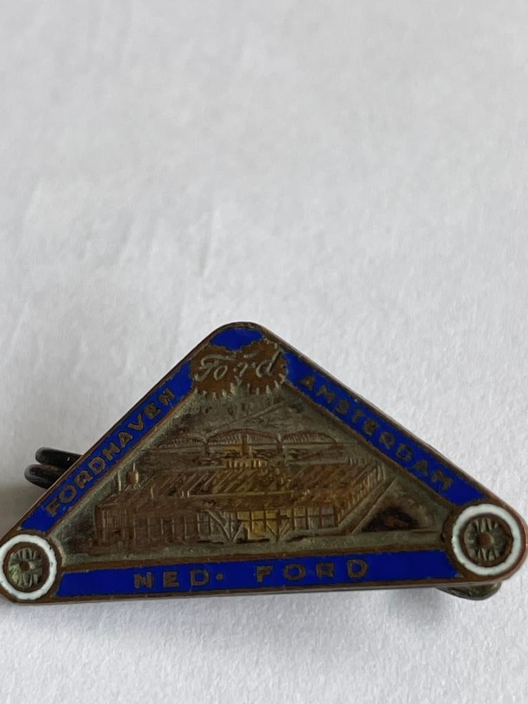 Zeldzaam Speldje ned. Ford fabriek Amsterdam 1935, Ophalen of Verzenden, Zo goed als nieuw, Sport