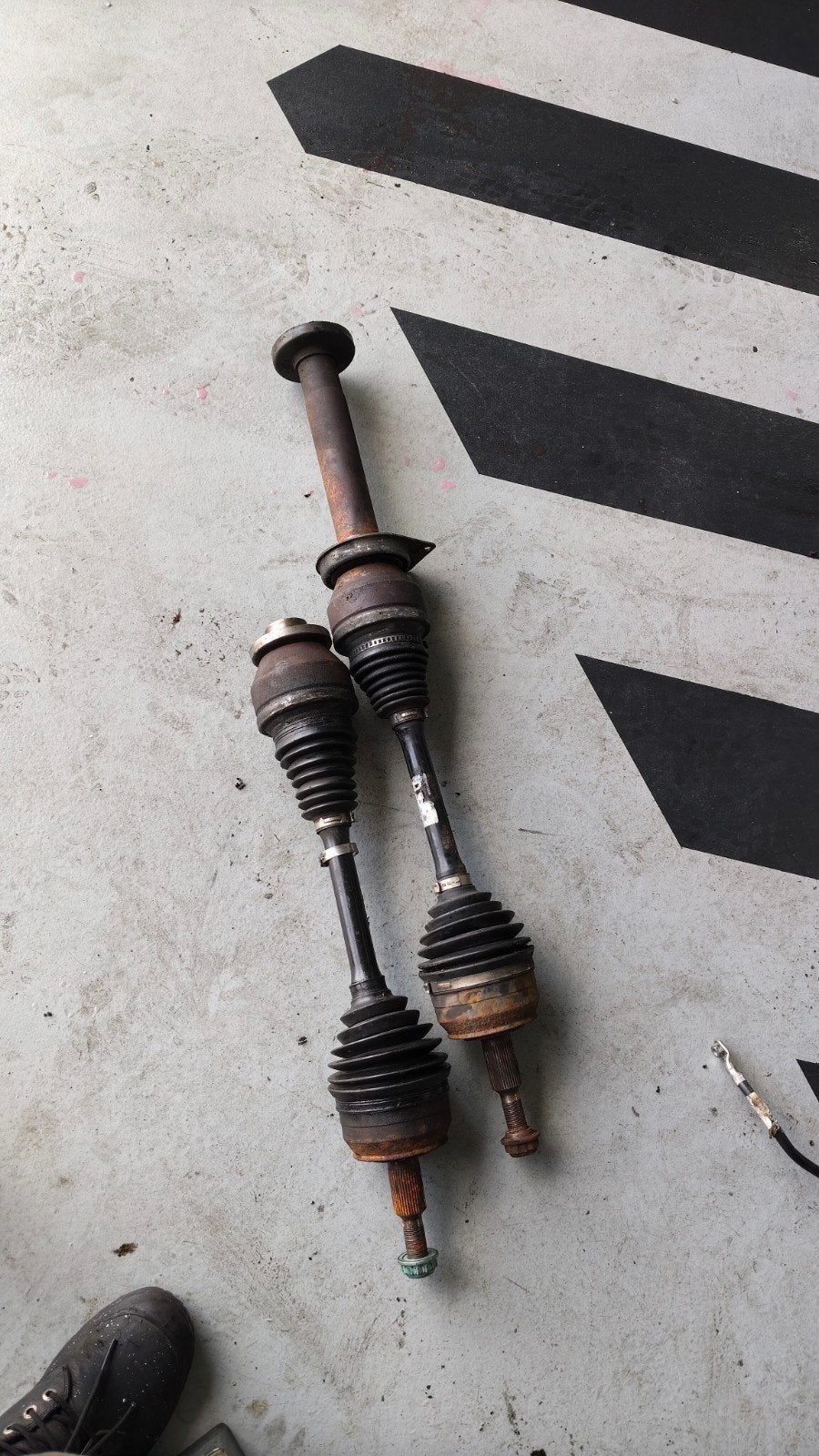 aandrijfassen vw T5 2.5 tdi, Ophalen of Verzenden, Gebruikt, Volkswagen