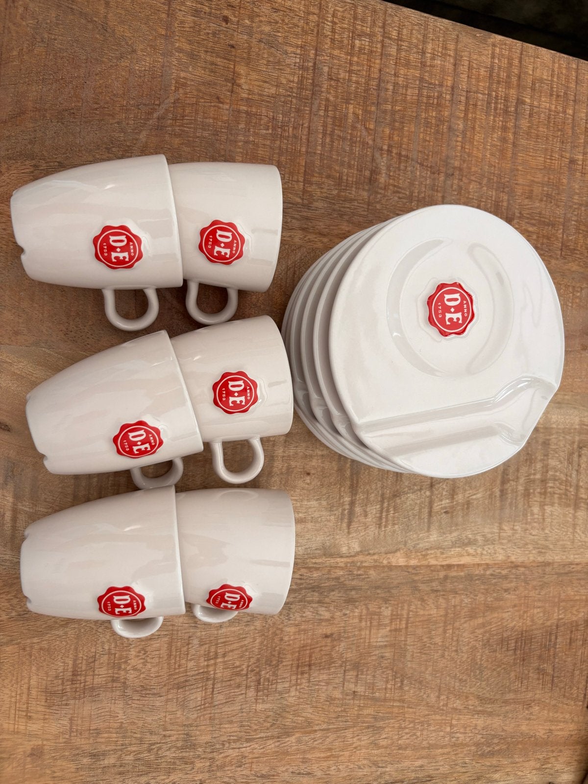 Set van 6 Douwe Egberts koffiekopjes met schotels, Ophalen, Overige merken, Zo goed als nieuw, Kop(pen) en/of Schotel(s)