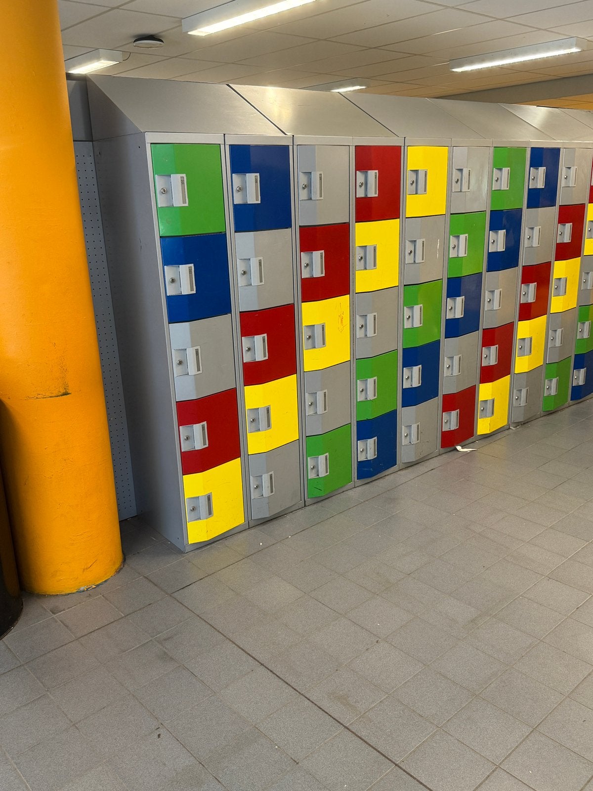 1900 lockers met sleutels compleet, Ophalen of Verzenden, Nieuw