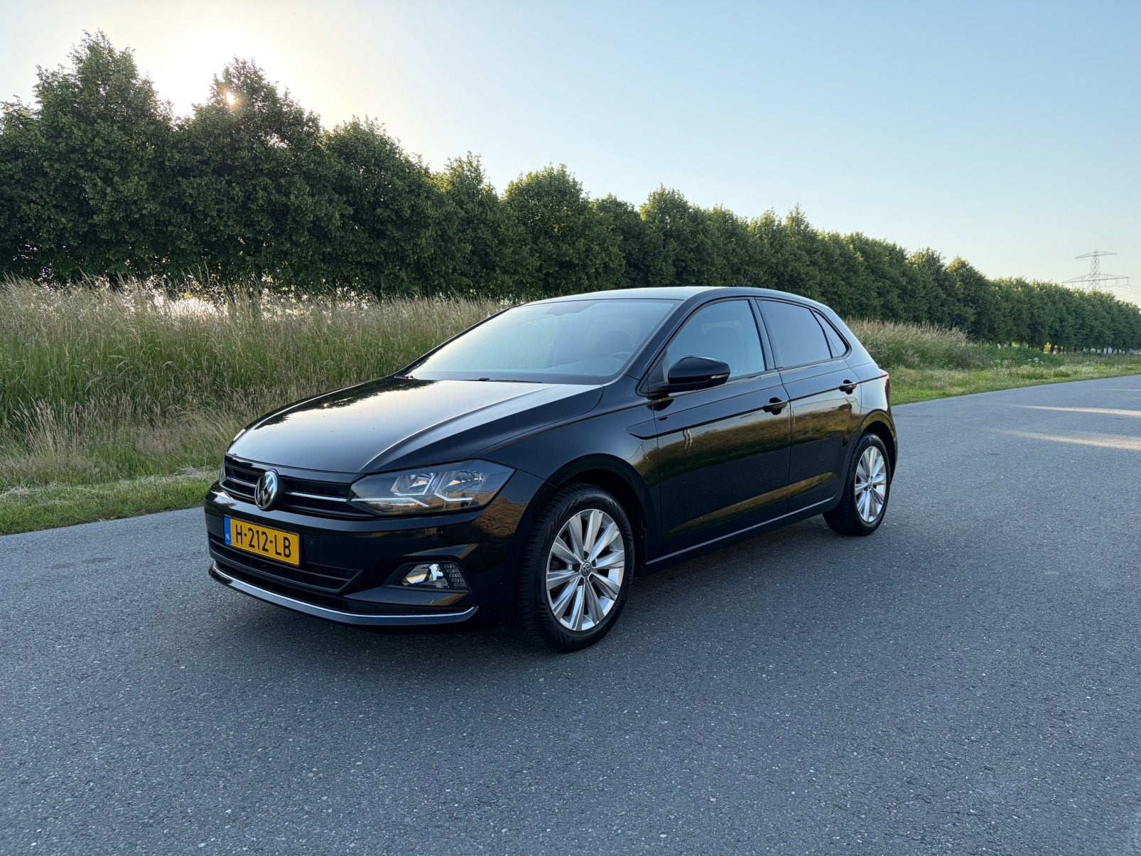 Volkswagen Polo Highline 1.0 TSI 95pk 7-DSG 2020 Zwart, Auto's, Volkswagen, 95 pk, Leder en Stof, Origineel Nederlands, Particulier