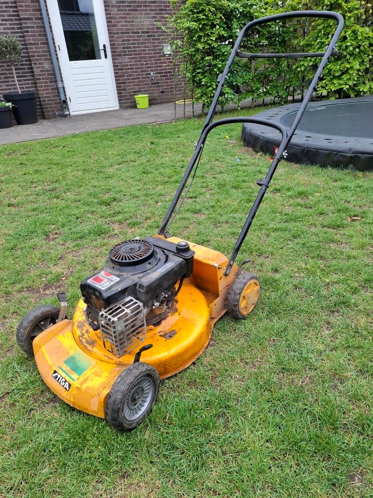 Stiga Benzine Grasmaaier - Motor loopt, opknapper, Ophalen, Cirkelmaaier, Gebruikt, Stiga