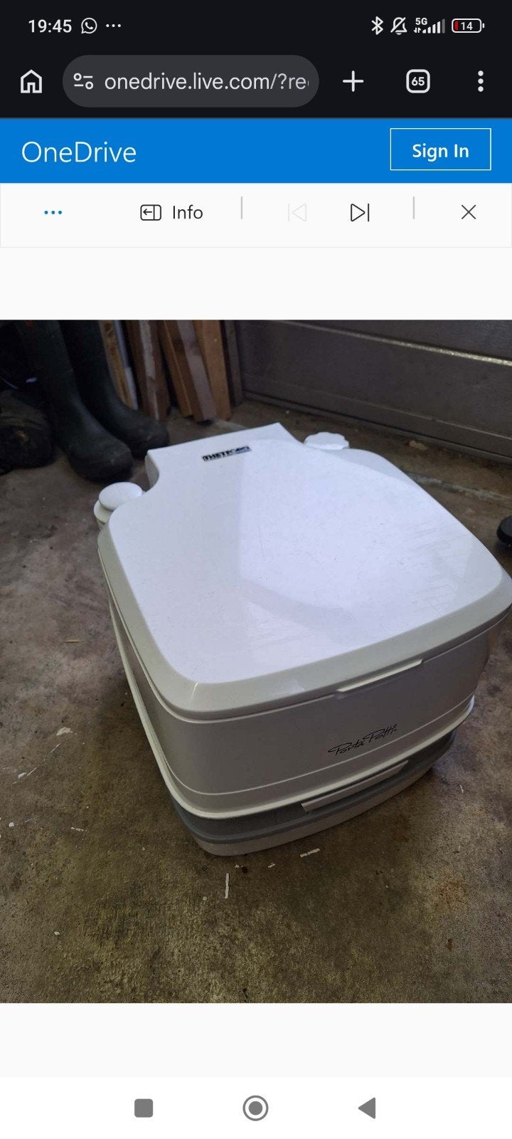 Thetford Porta Potti 145 draagbaar toilet, Ophalen