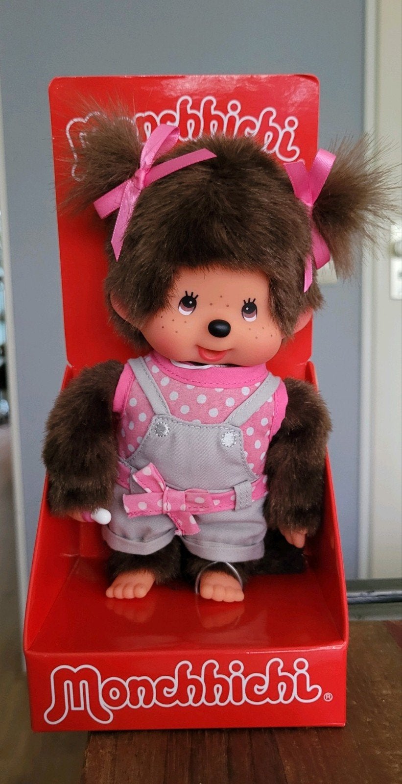 Monchhichi meisje met tuinbroekje, Ophalen of Verzenden, Zo goed als nieuw, Aap