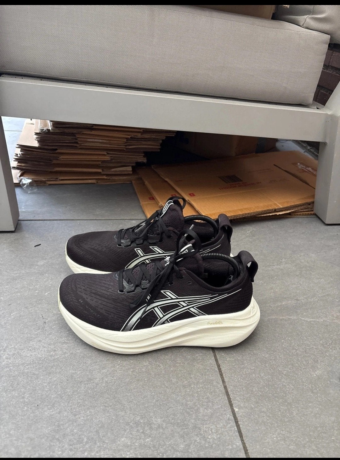 Asics Nimbus 27, Ophalen of Verzenden, Zo goed als nieuw, Sportschoenen