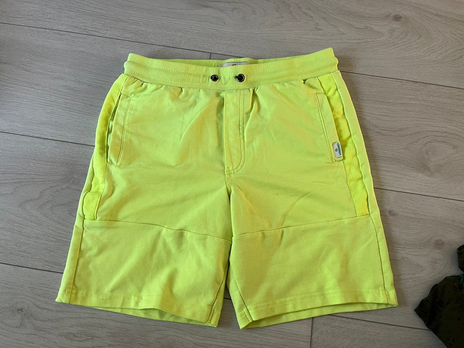 Vingino korte broek maat 164, Ophalen of Verzenden, Zo goed als nieuw, Jongen, Broek