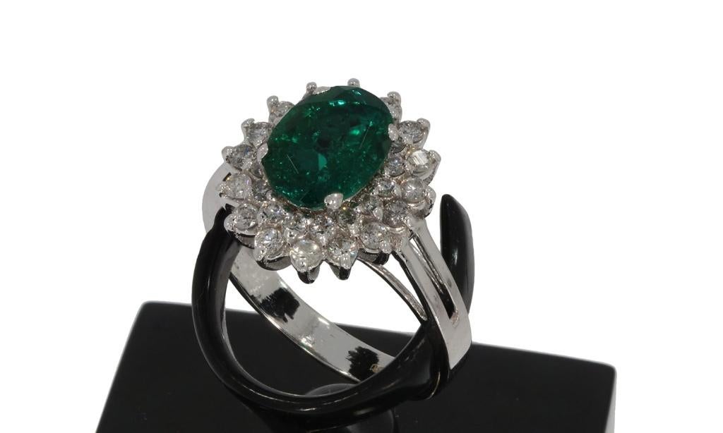 Diamanten smaragd luxe exclusieve gouden dames ring fraai, Voordeelsieraden, Verzenden, Zo goed als nieuw, 17 tot 18